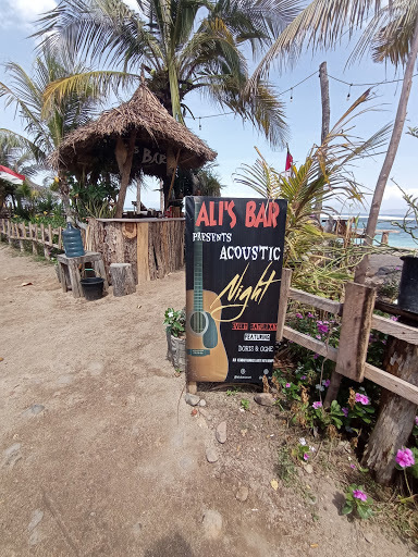 Ali's Bar
