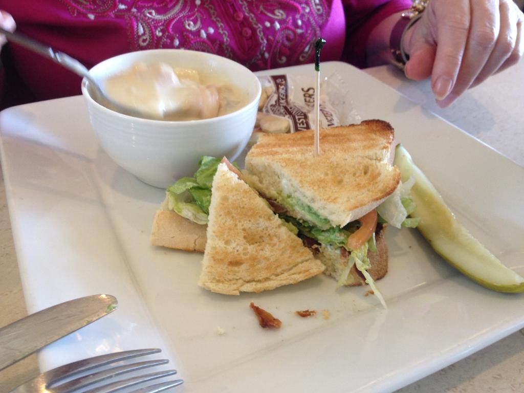 Cloud 9 Restaurant at the Senator Inn & Spa