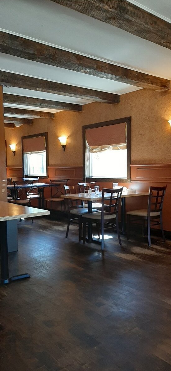 Maple Avenue Tap & Grill