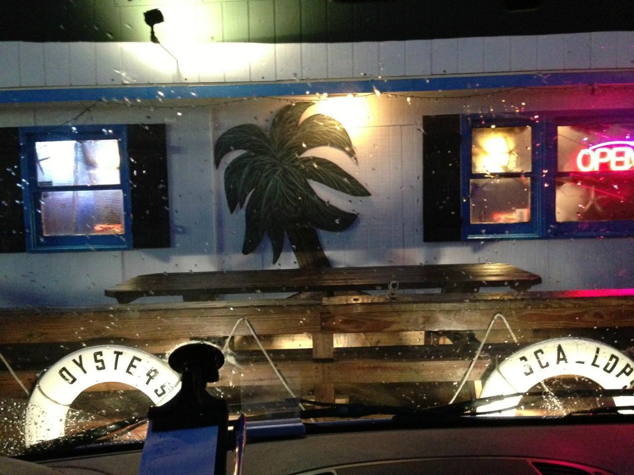 Pop's Raw Bar & Restaurant