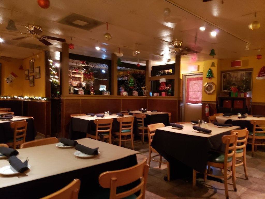 La Bella Napoli Italian Restaurant