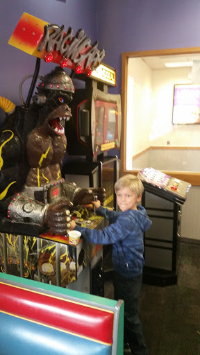 Chuck E. Cheese