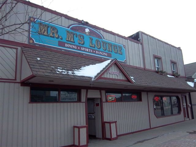 Mr M's Pizza & Lounge