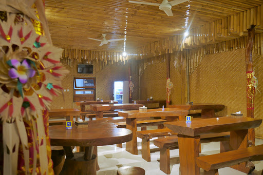 Santhi Restaurant Nusa Penida