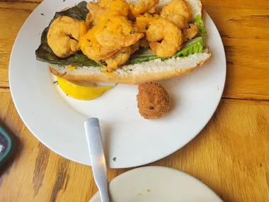 Hyman's Seafood