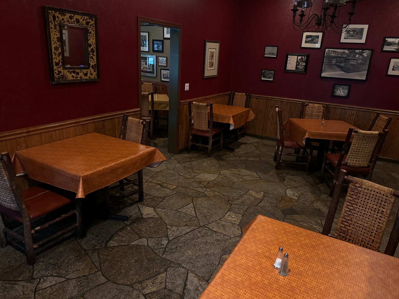 Cambria Pines Lodge Restaurant