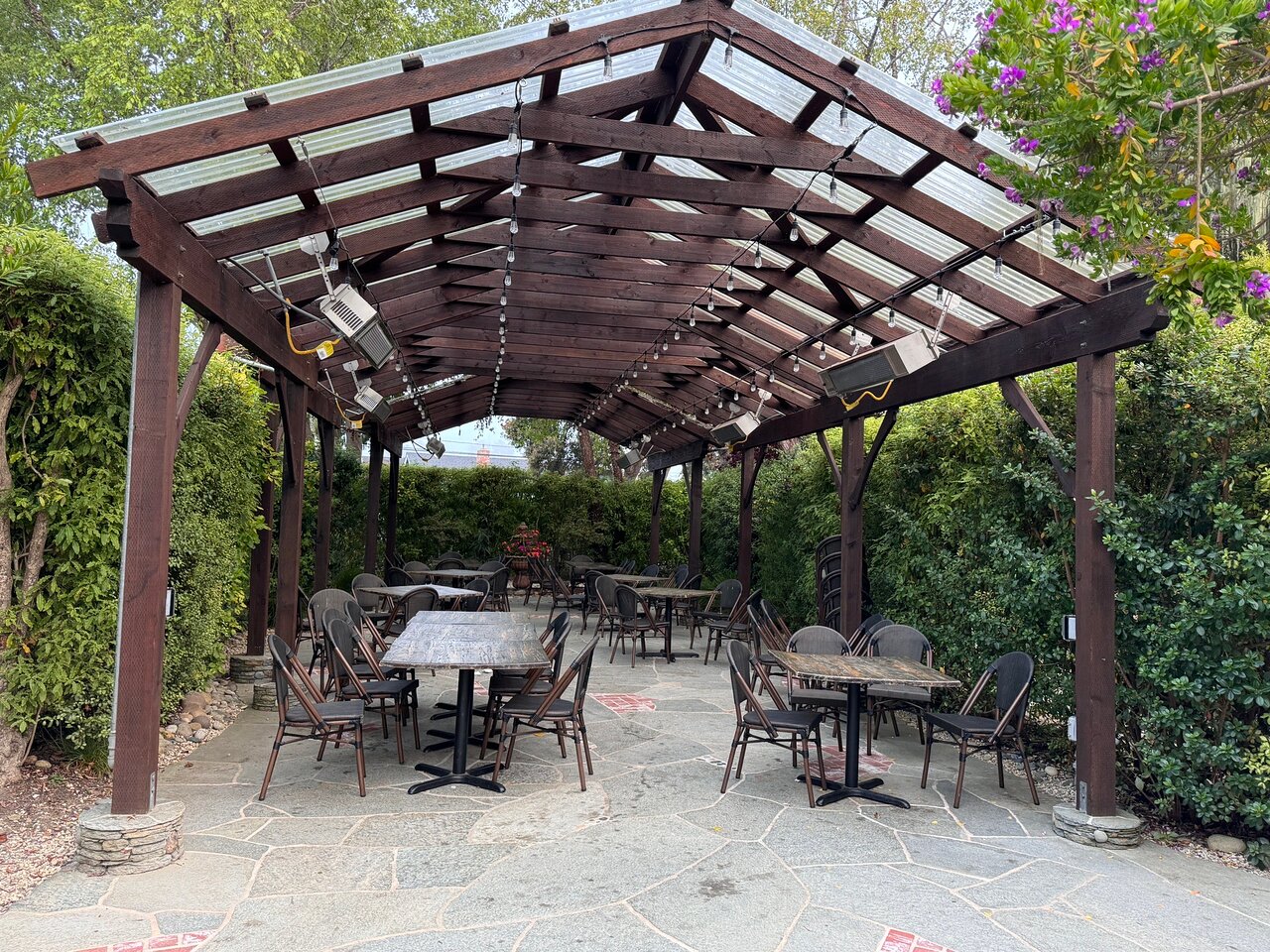 Cambria Pines Lodge Restaurant