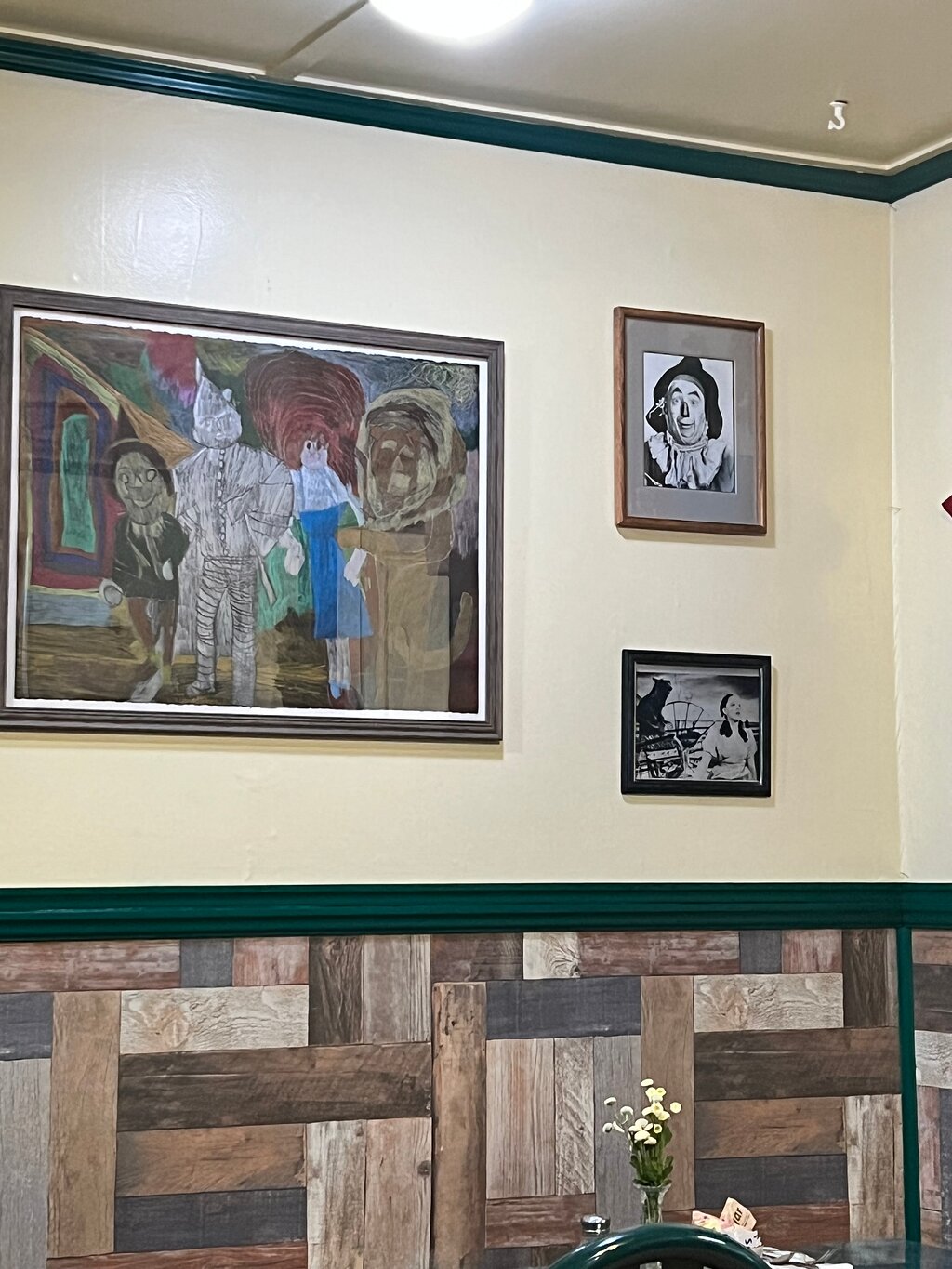 Eggheads Restaurant