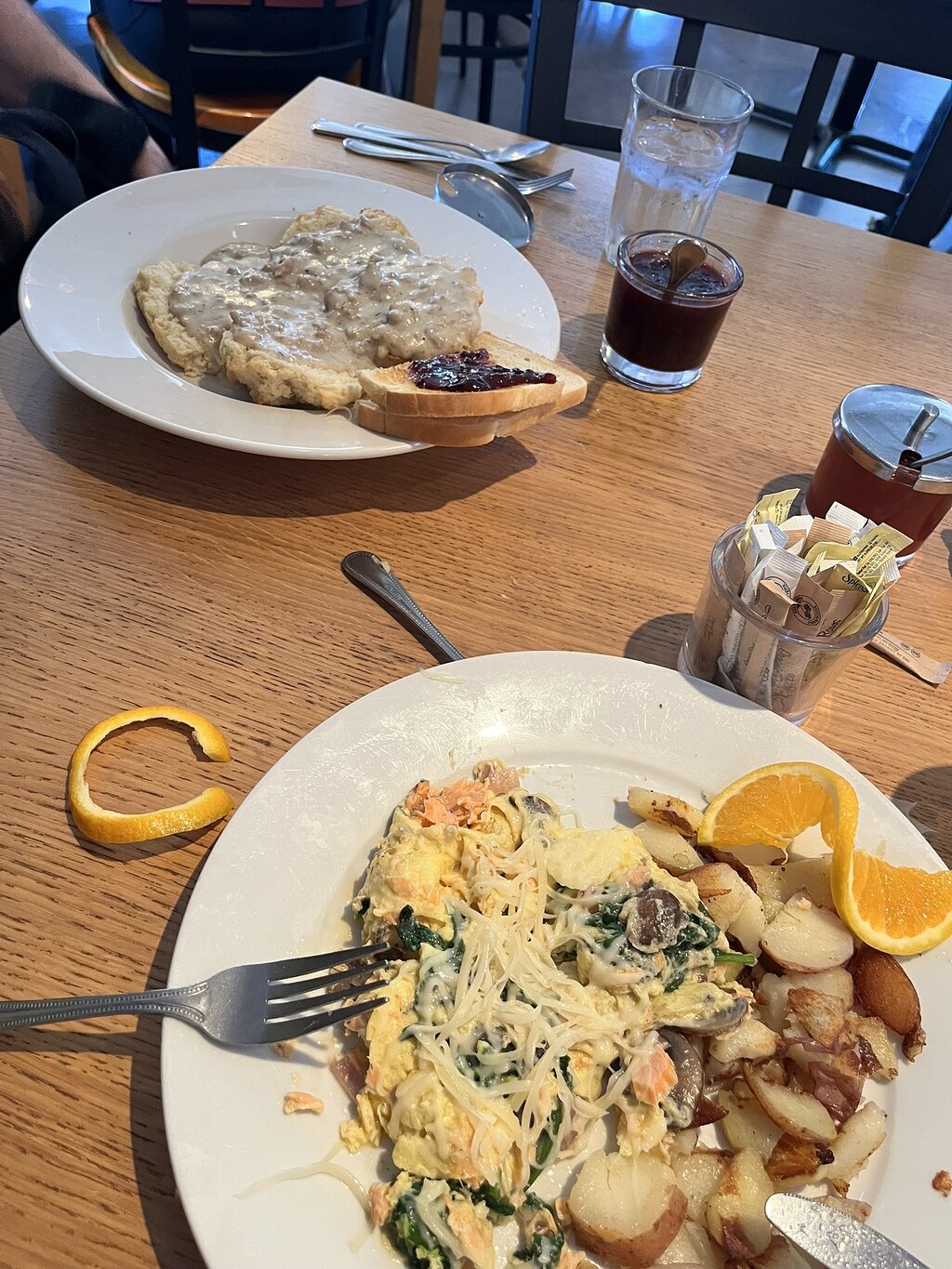 42nd Street Cafe & Bistro