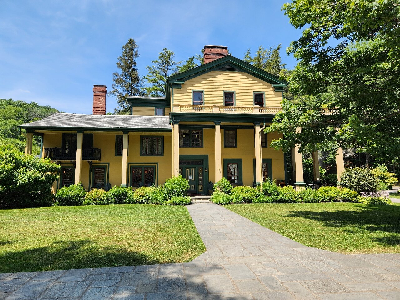 Glen Iris Inn