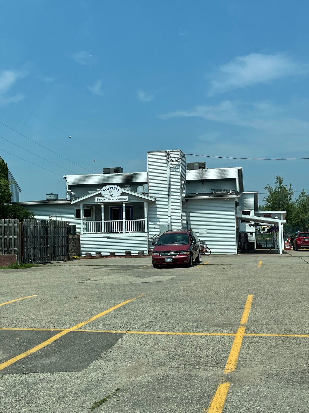 Slippery's Tavern and Restaurant