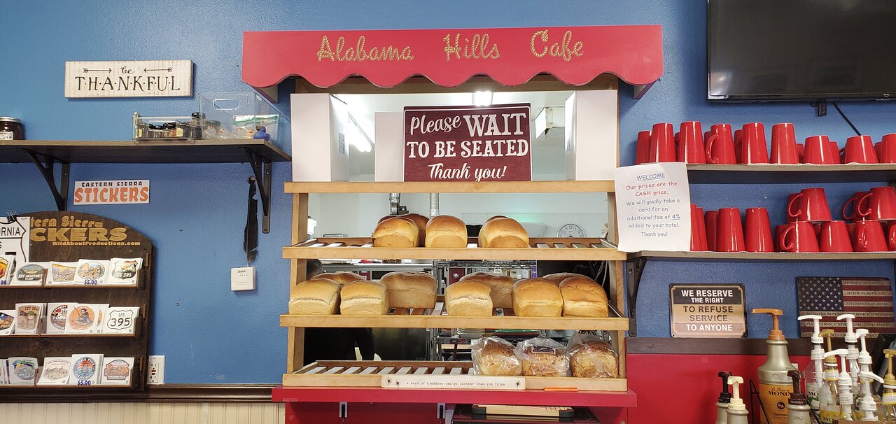 Alabama Hills Cafe and Bakery