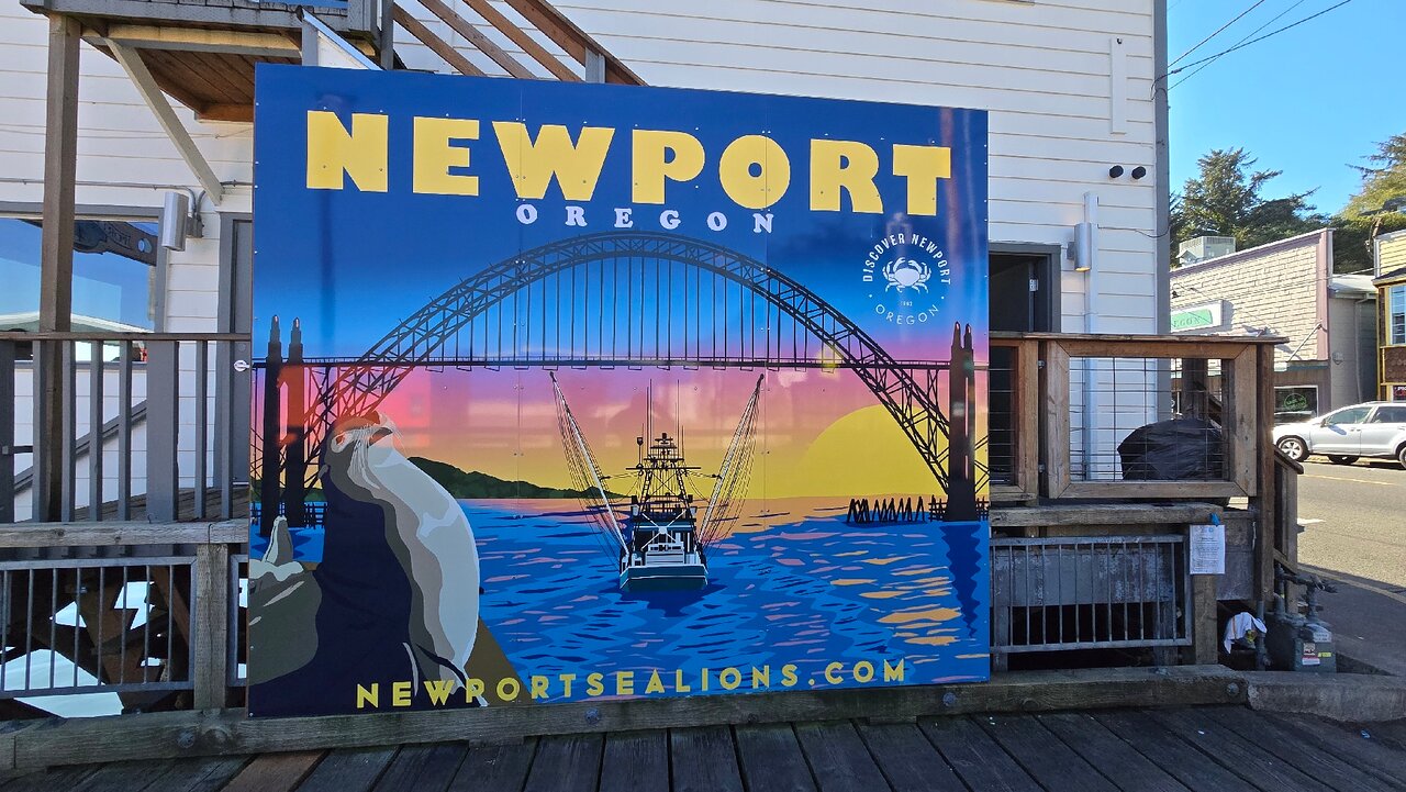 Newport Cafe