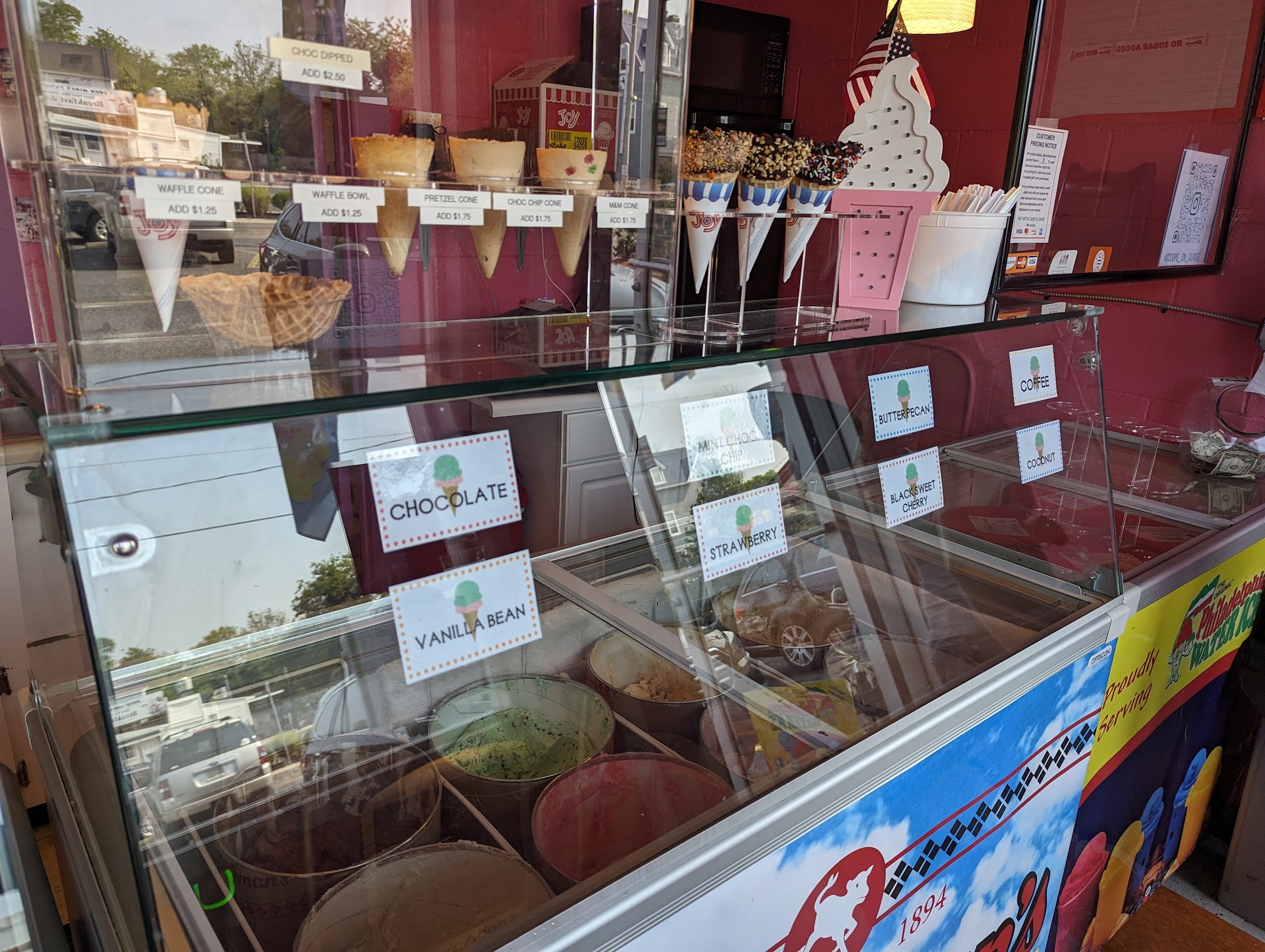 Scoops on Sunset