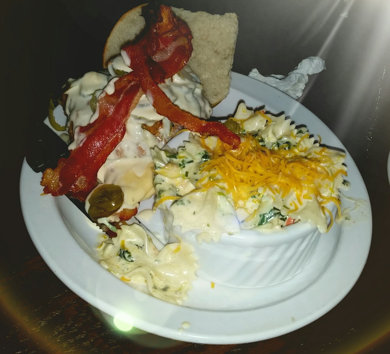 Desi Romano's Sports Bar & Grill