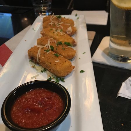 TGI Friday's Largo