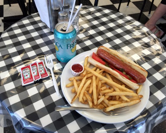 Sandy's Deli Diner