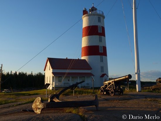 Phare de Pointe-des-Monts
