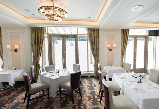 Arome Seafood and Grill