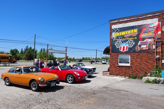 Checkered Flag Bar & Grill