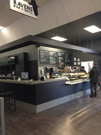 Ravens Bar & Grill