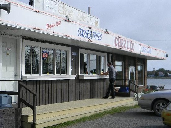 Chez Leo Restaurant