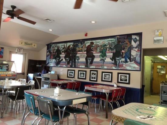 Betsy's Diner