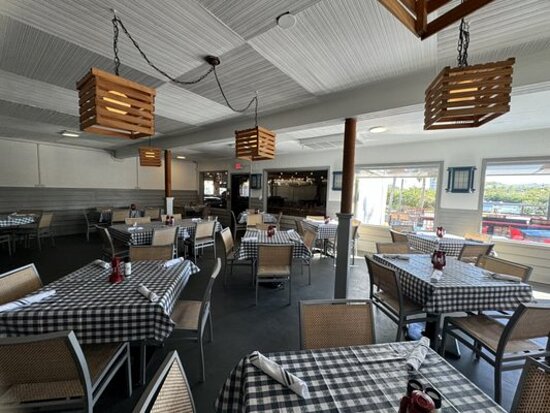 JD's Restaurant & Lounge