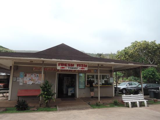 Mana'e Goods & Grindz photo 1 in Kaunakakai