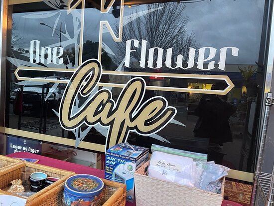 One Flower Cafe