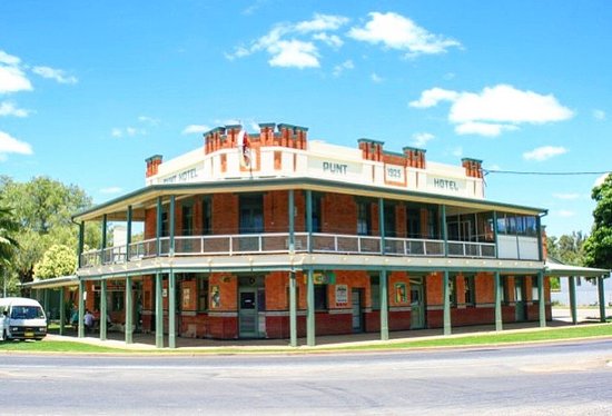 Punt Hotel