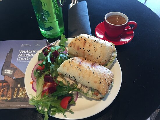 Tuckerbox Cafe