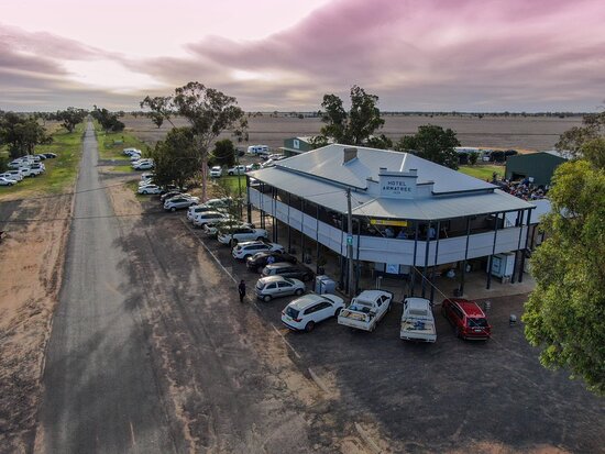 Armatree Hotel