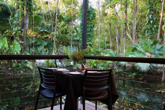 Julaymba Restaurant & Bar