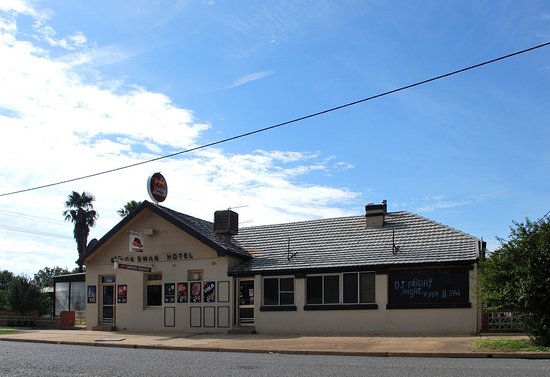 Black Swan Hotel