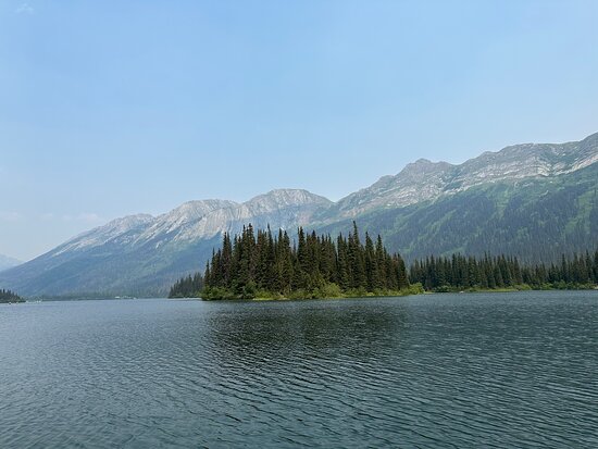Azouzetta Lake Lodge And Campground
