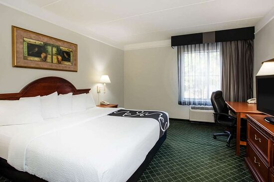 La Quinta Inn & Suites by Wyndham Melbourne Viera