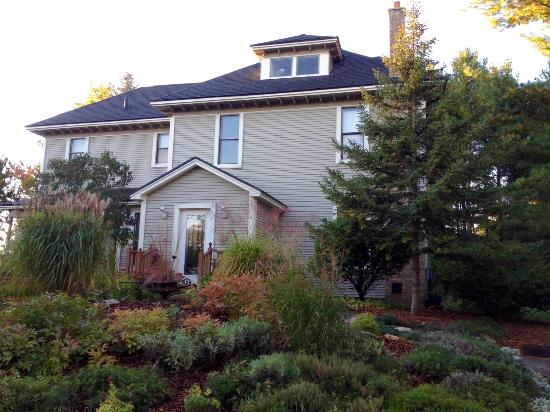 Cedar Creek Bed and Breakfast