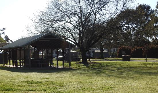 Cootamundra Caravan Pak
