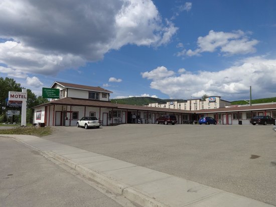 Chetwynd Court Motel