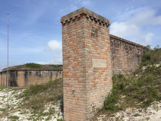 Fort Pickens Campground
