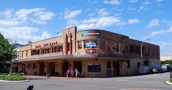 The Belmore Hotel