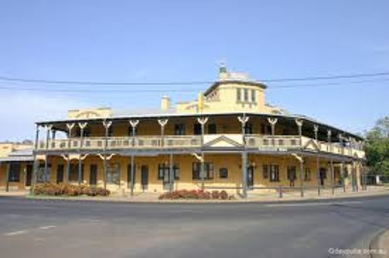 Commercial Hotel