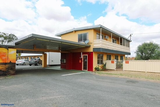 Artesian Motor Inn