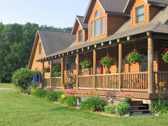 LogHaven Bed & Breakfast