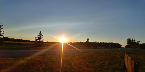 Elbow Sunset Suites & RV Park