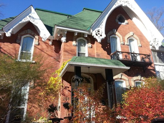 Kirkman House Bed & Breakfast