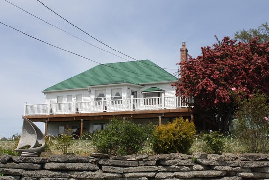 Spinnaker Tea Garden B&B