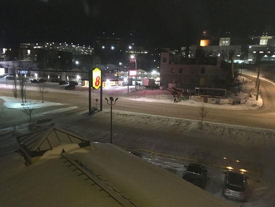 Super 8 by Wyndham Red Deer City Centre