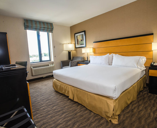 Holiday Inn Express New York Jfk Airport Area, an IHG hotel